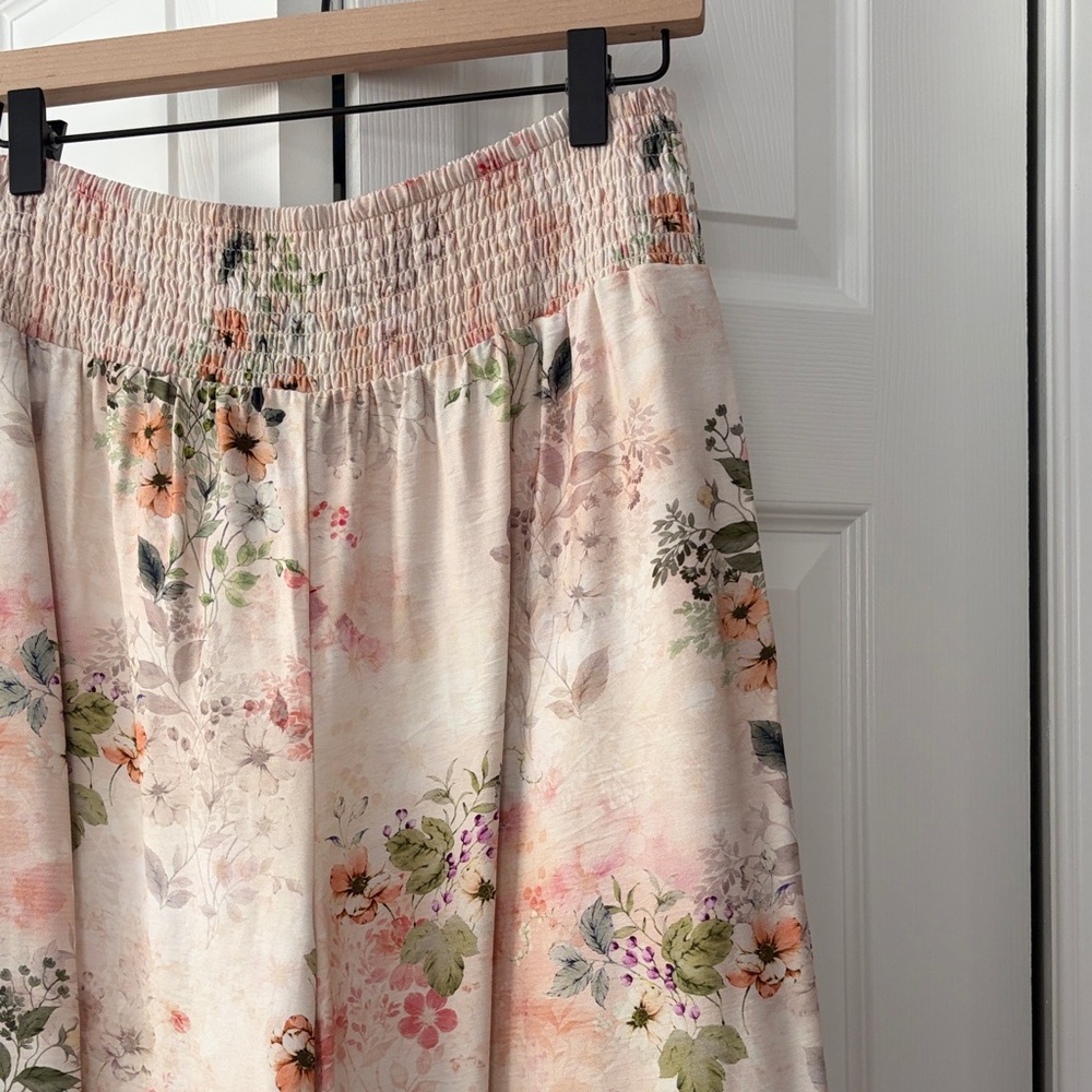 Aakaa Floral Print High Waisted Wide-Leg Pants - Picture 3 of 9